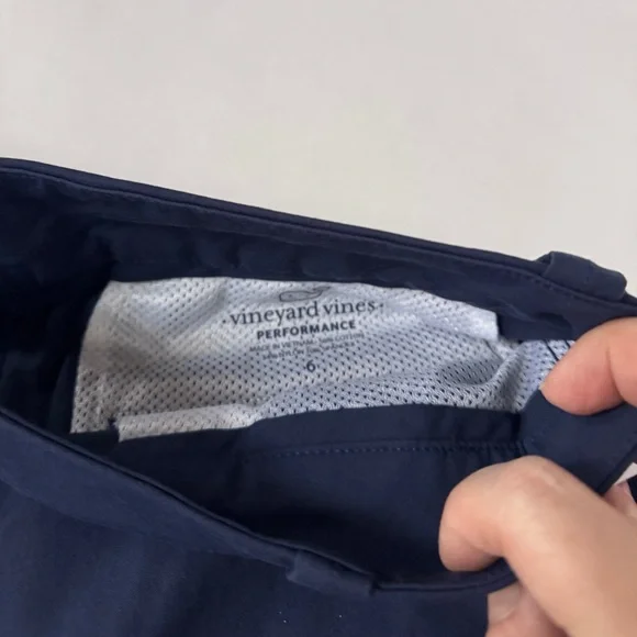 🆕 Two—Pack Vineyard Vines Performance Shorts (M) - Picture 3 of 7